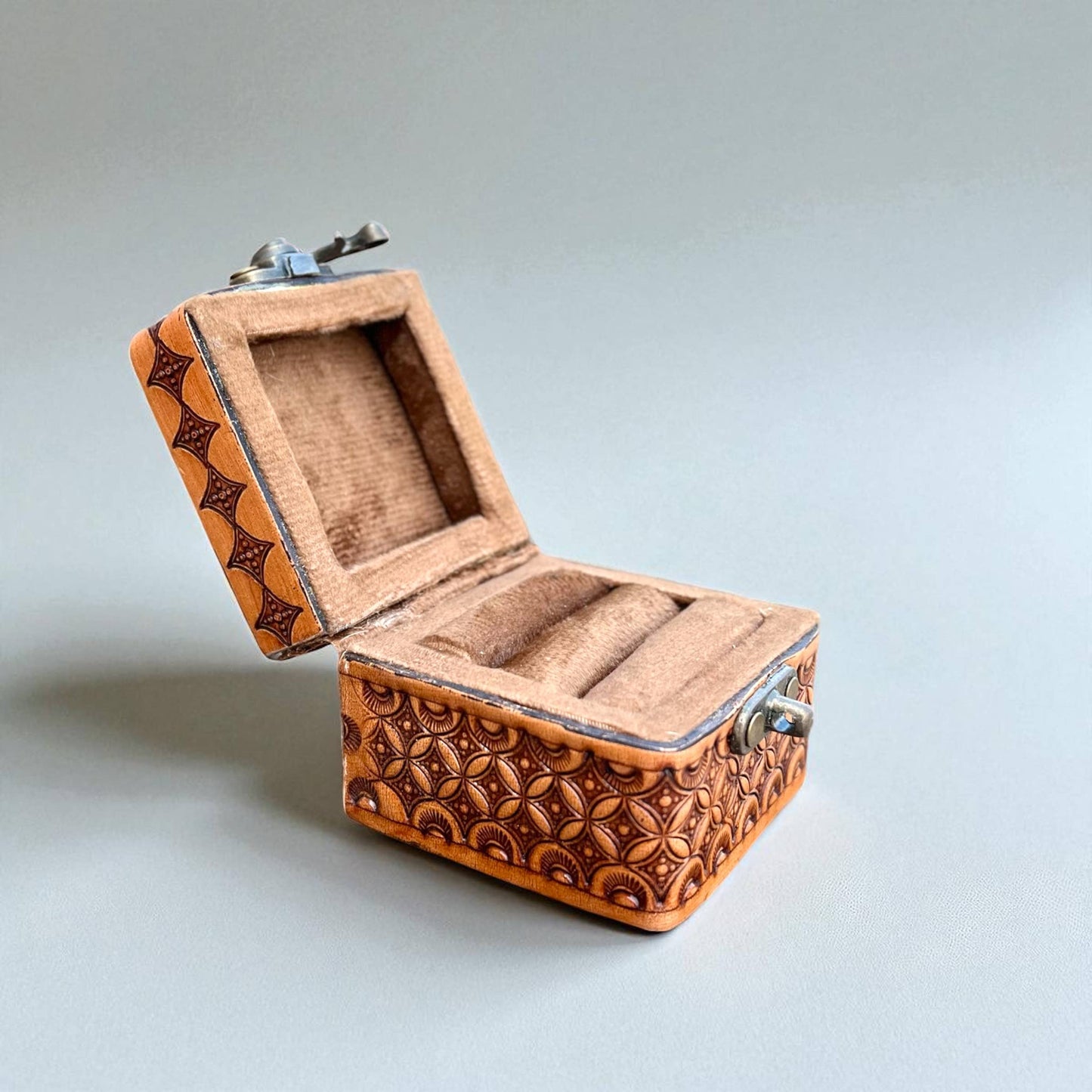 Tan blossom tooled leather mini ring box