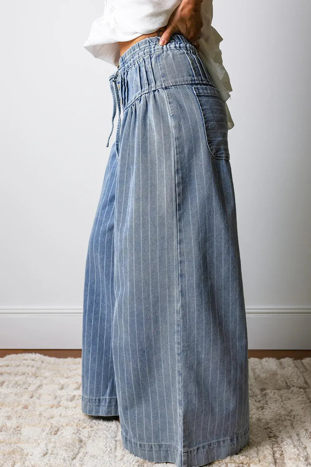 Stripe Button Pleated Drawstring Waist Casual Wide Leg Jeans: Sky Blue / 8