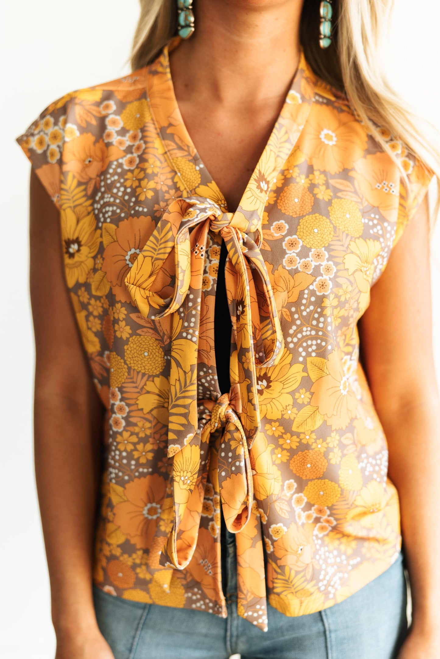VINTAGE FLORAL TIE TOP